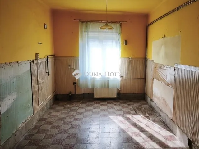Eladó ház Szombathely, Petőfitelep 168 nm