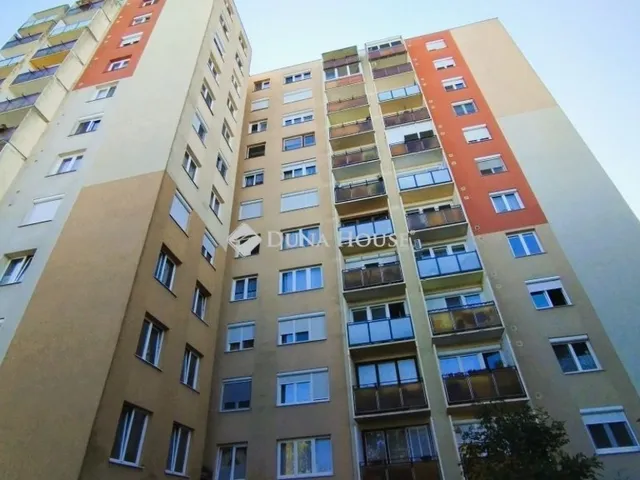 Eladó lakás Szombathely, Derkovits-lakótelep 55 nm