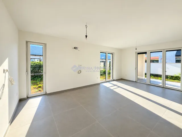 Eladó ház Szombathely, Olad 187 nm
