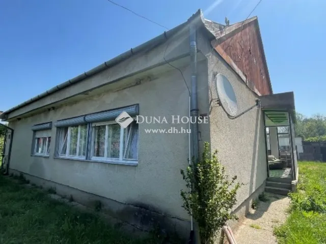 Eladó ház Hosszúpereszteg 130 nm