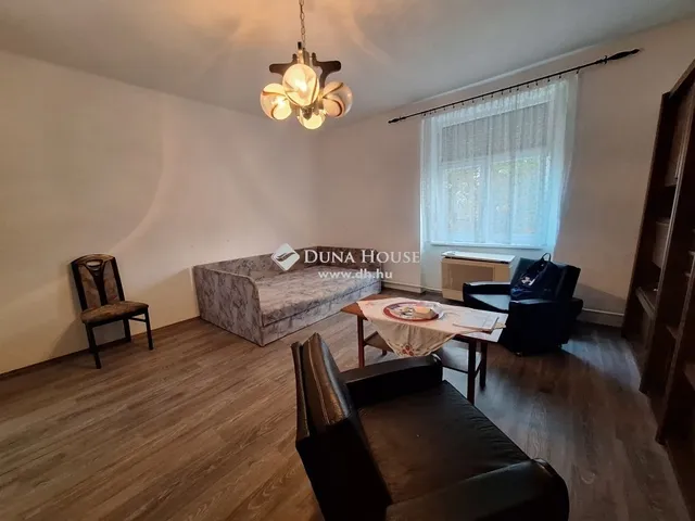 Eladó ház Pápoc 102 nm