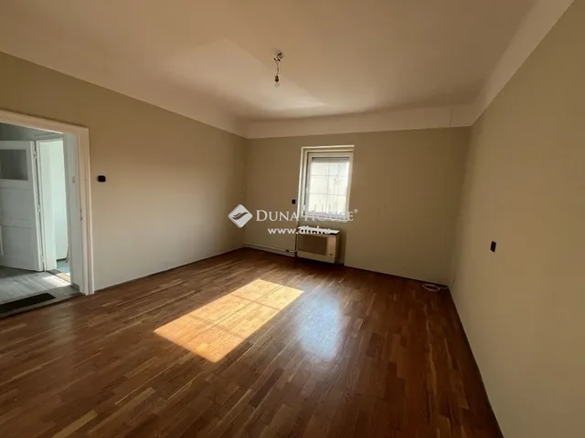 Eladó lakás Celldömölk 75 nm