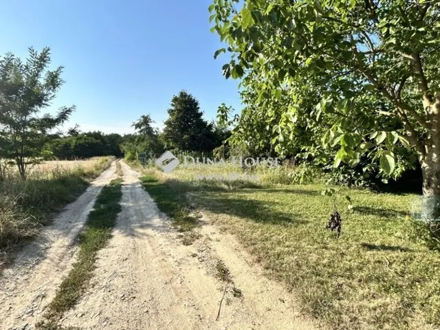 Eladó telek Szombathely 1607 nm