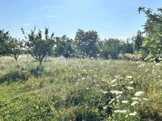Eladó telek Szombathely 1607 nm