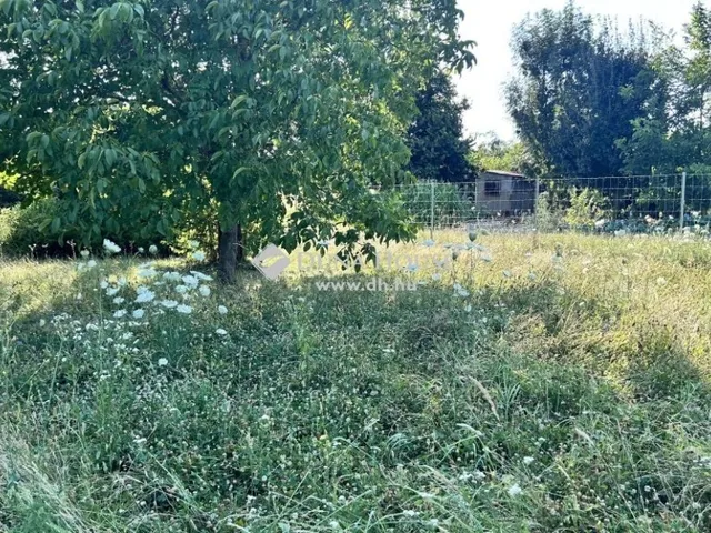 Eladó telek Szombathely 1607 nm