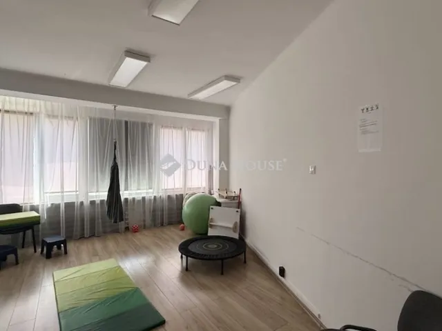 Kiadó kereskedelmi és ipari ingatlan Szombathely 22 nm