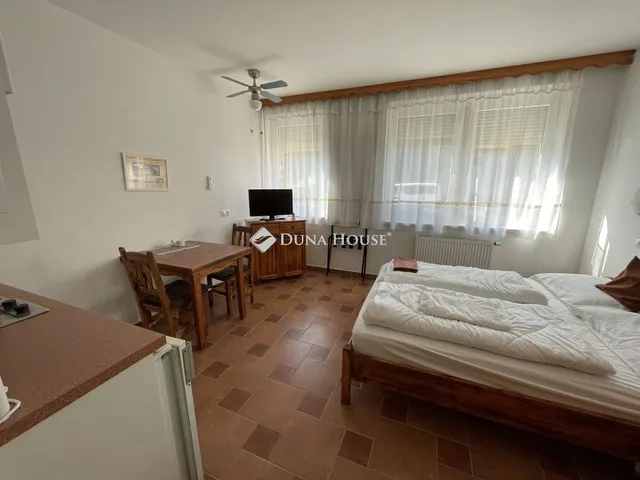 Eladó üdülő és hétvégi ház Sárvár 1100 nm