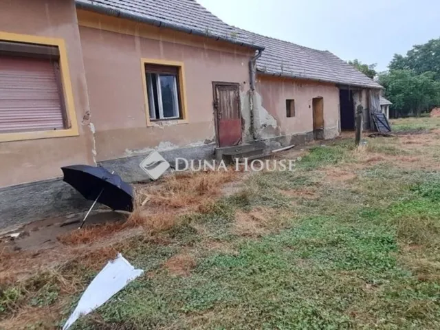Eladó ház Hosszúpereszteg 70 nm
