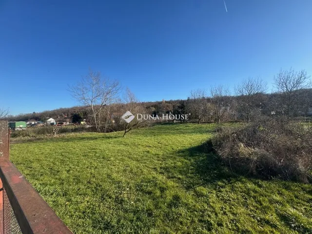 Eladó telek Sé 2330 nm