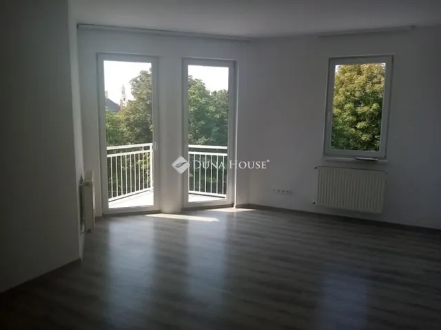 Eladó lakás Kapuvár 56 nm