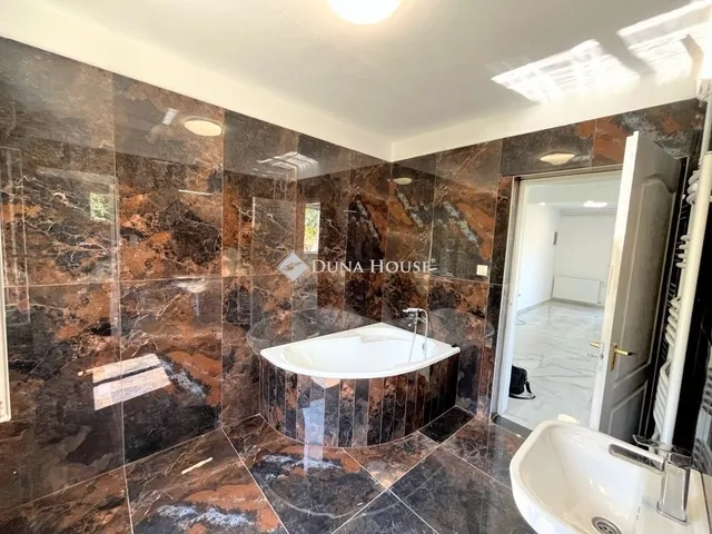 Eladó ház Katafa 192 nm