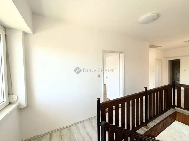 Eladó ház Katafa 192 nm