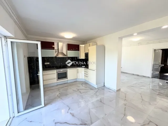 Eladó ház Katafa 192 nm