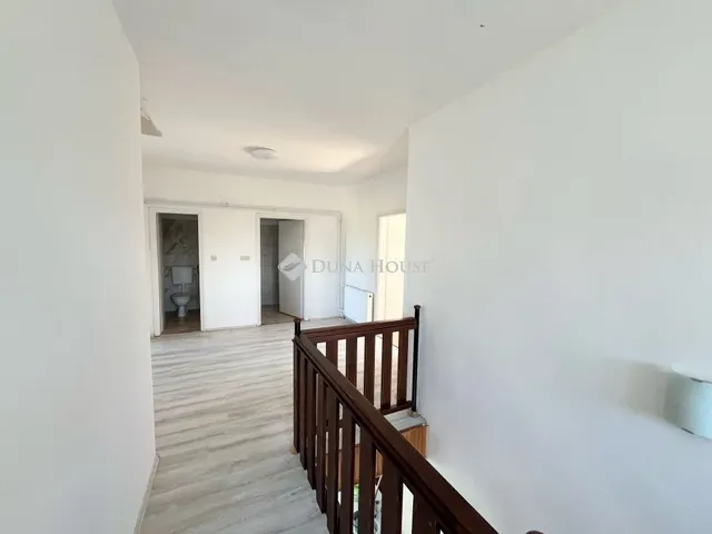 Eladó ház Katafa 192 nm