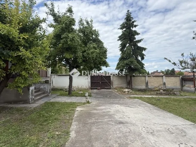Eladó ház Fertőhomok 215 nm