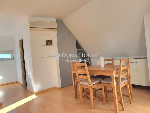 Eladó ház Gyenesdiás 300 nm