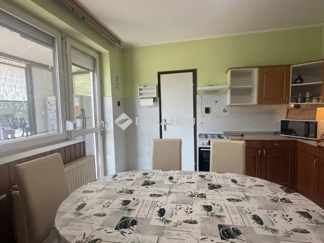 Eladó ház Bük 202 nm