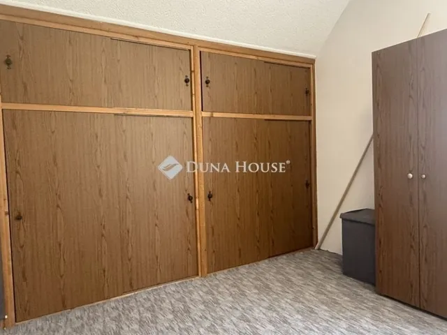 Eladó ház Bük 202 nm