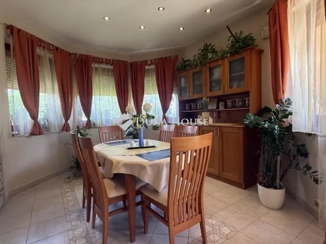 Eladó ház Bük 330 nm