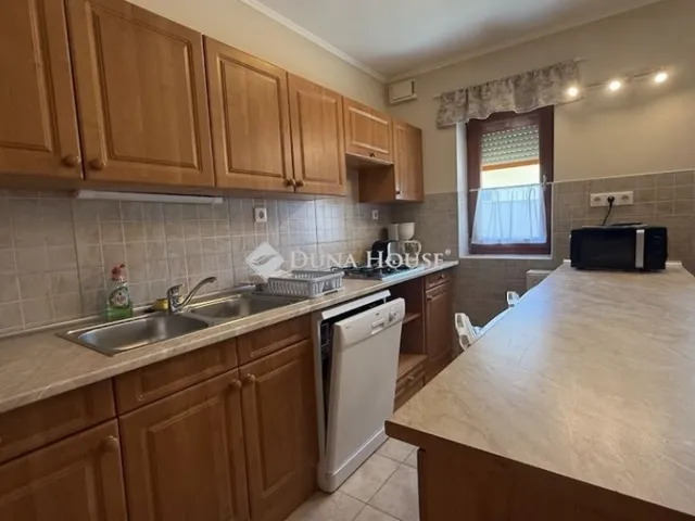 Eladó ház Bük 330 nm