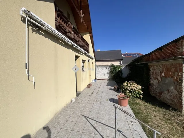 Eladó ház Lukácsháza 175 nm