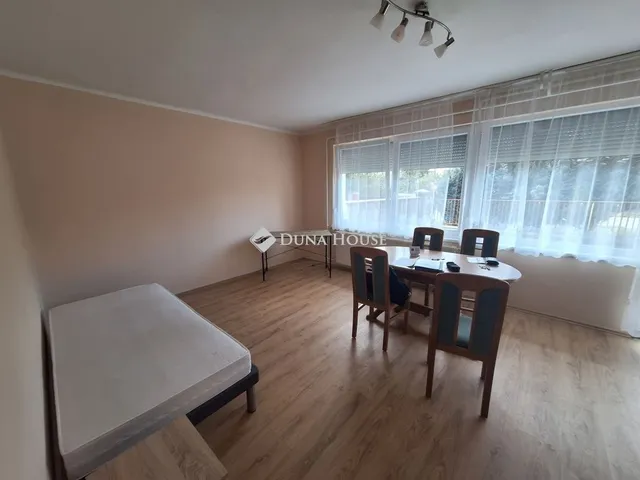 Eladó lakás Sárvár 105 nm