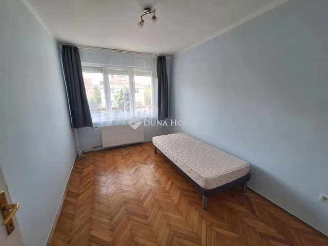 Eladó lakás Sárvár 105 nm