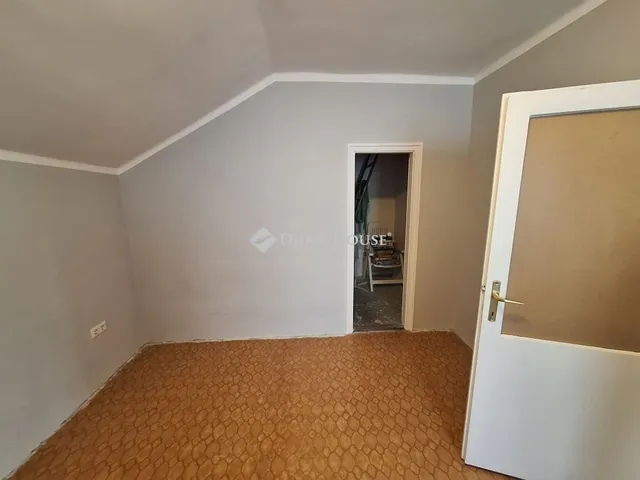 Eladó lakás Sárvár 105 nm