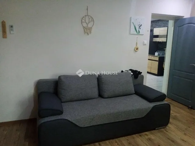 Eladó ház Zsira 95 nm