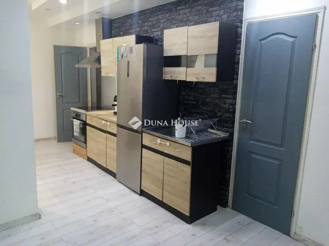 Eladó ház Zsira 95 nm