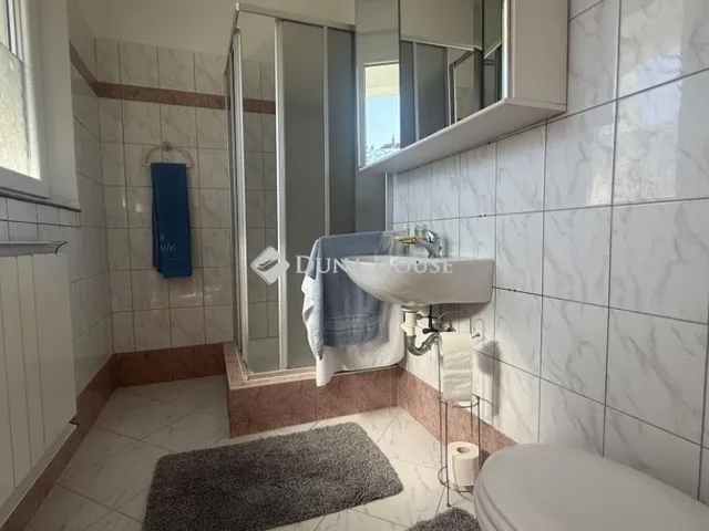 Eladó lakás Bük 64 nm