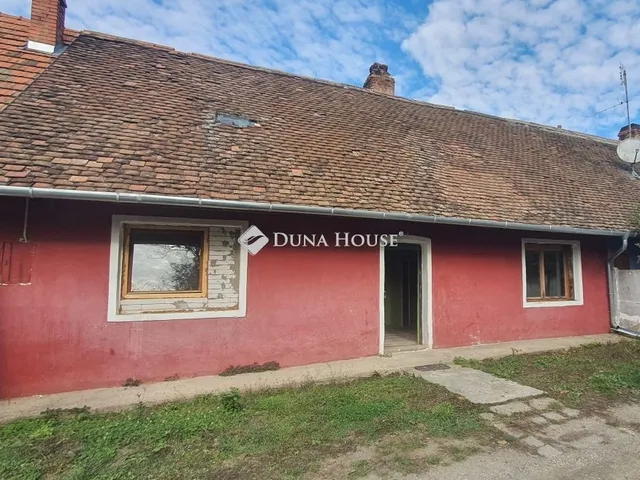 Eladó ház Bük 82 nm