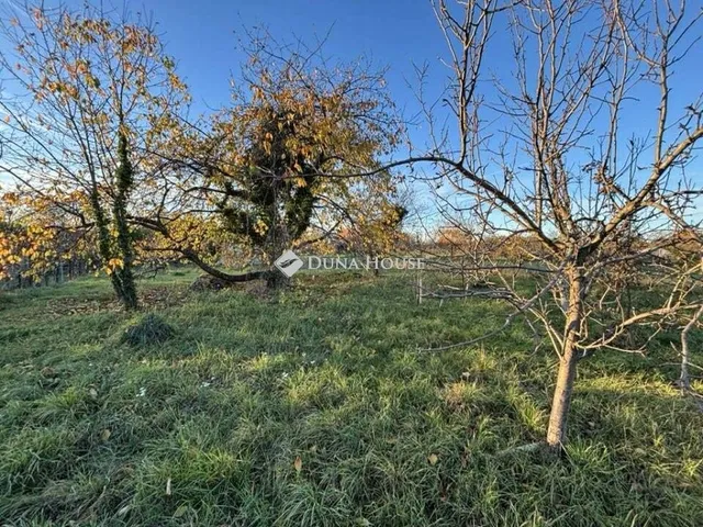 Eladó telek Sárvár 1156 nm