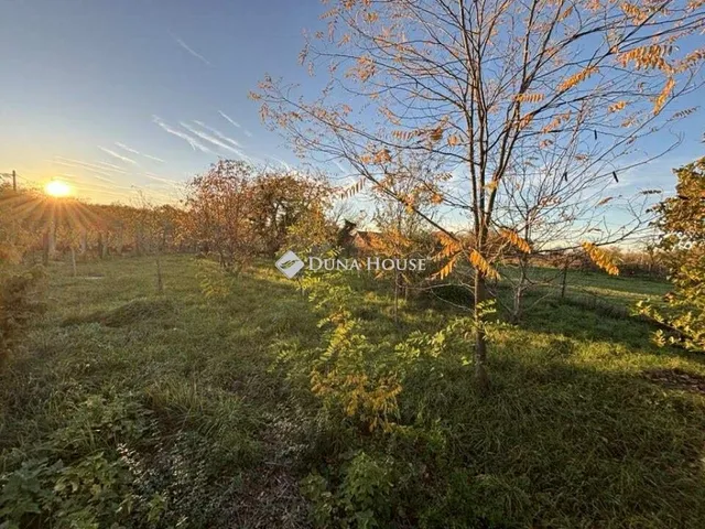 Eladó telek Sárvár 1156 nm