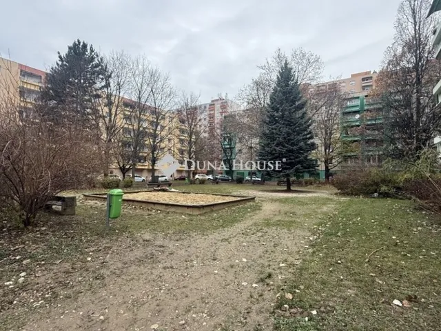 Eladó lakás Szombathely, Oladi lakótelep 64 nm