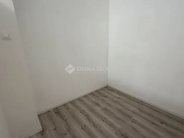 Kiadó kereskedelmi és ipari ingatlan Szombathely, Belváros 45 nm