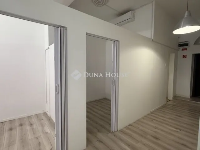 Kiadó kereskedelmi és ipari ingatlan Szombathely, Belváros 45 nm