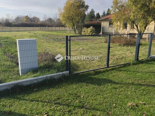 Eladó telek Bögöt 900 nm