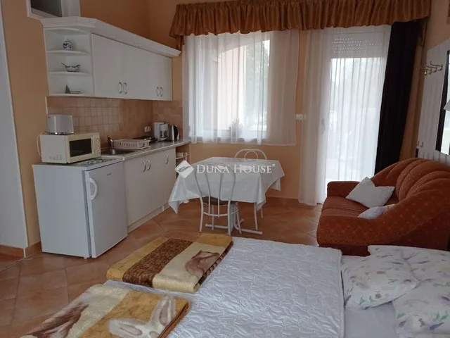 Eladó ház Bük 292 nm