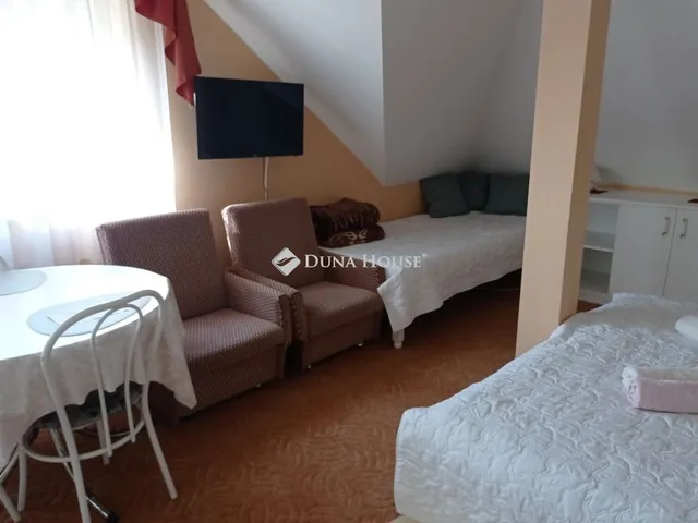 Eladó ház Bük 292 nm