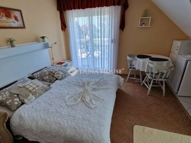 Eladó ház Bük 292 nm