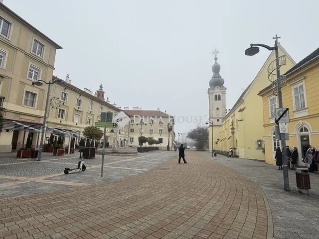 Eladó lakás Szombathely, Belváros 78 nm