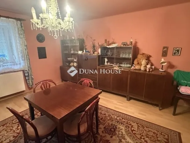 Eladó ház Szombathely, Kámon 180 nm