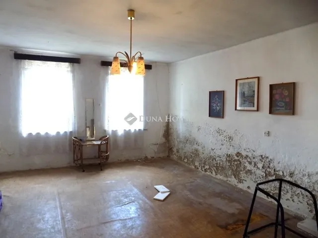 Eladó ház Zsédeny 136 nm