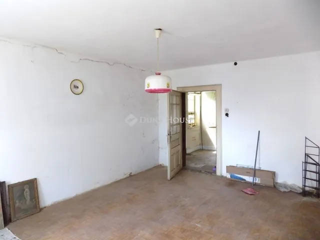 Eladó ház Zsédeny 136 nm