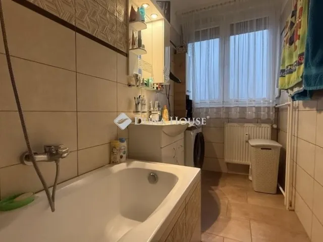 Eladó lakás Szombathely, Ifjúsági lakótelep 84 nm