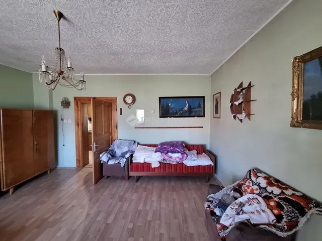 Eladó ház Szentpéterfa 102 nm