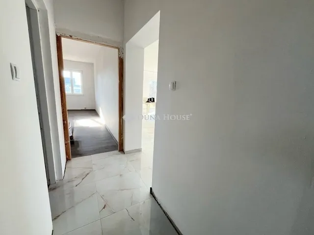 Eladó ház Balogunyom 242 nm