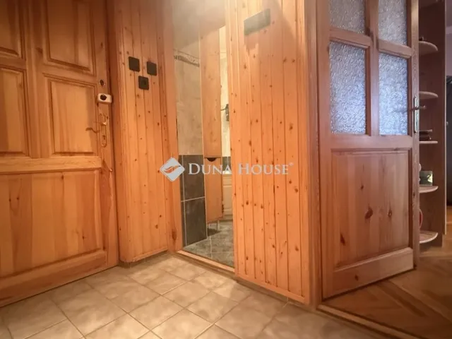 Eladó lakás Oszkó 54 nm