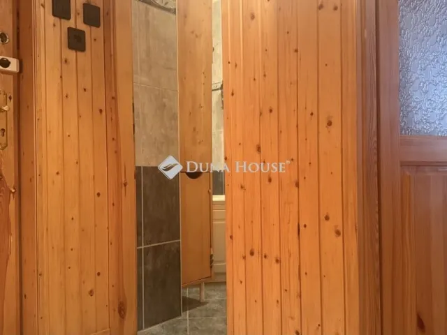 Eladó lakás Oszkó 54 nm